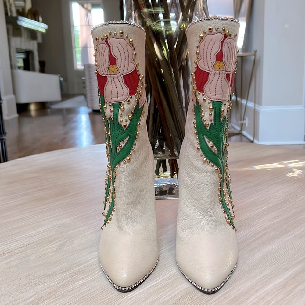 Gucci Fosca Boots in Cream, Sz 37